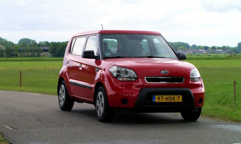 The Best Cargo Carrier For Kia Soul (Buyer’s Guide)